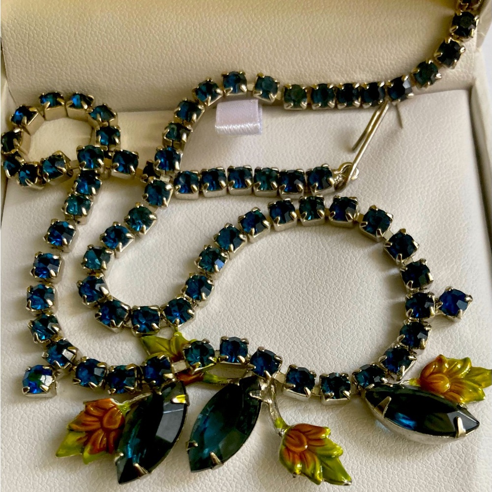 Vintage necklace one of kind blue rhinestone 16 inches